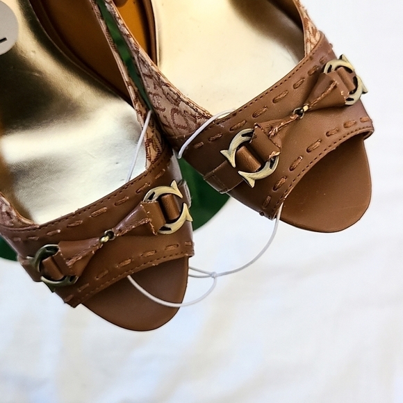 Etienne Aigner peep toe heels - Picture 6 of 10